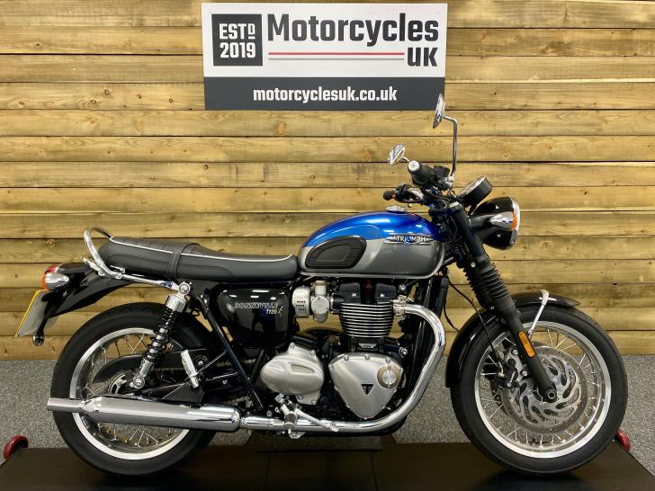 Triumph BONNEVILLE T120