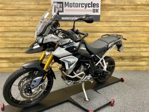 Used Triumph TIGER 900 RALLY PRO TIGER 900 RALLY PRO for sale in Swindon | Image 2