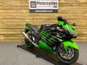 Used Kawasaki ZZR1400 PERFORMANCE SPORT ZZR1400 PERFORMANCE SPORT for sale in Swindon | Image 2