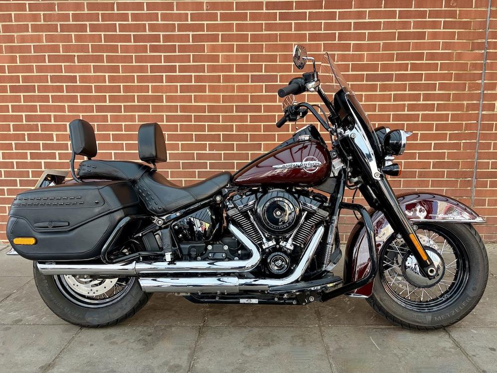 Used Harley-Davidson SOFTAIL FLHC HERITAGE CLASSIC SOFTAIL FLHC HERITAGE CLASSIC for sale in London