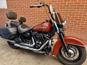 Watch video of Harley-Davidson SOFTAIL FLHCS HERITAGE CLASSIC 114 SOFTAIL FLHCS HERITAGE CLASSIC 114 in London