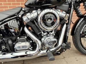 Watch video of Harley-Davidson SOFTAIL FXBB STREET BOB SOFTAIL FXBB STREET BOB in London