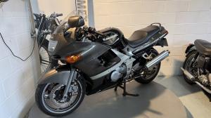 Watch video of Kawasaki ZZR ZZR600 in Gosport