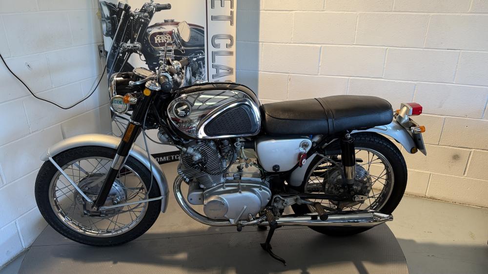 Used Honda CB CB300R for sale in Gosport