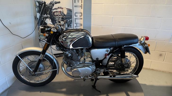 Here's a photo of the HONDA CB300R, currently available for sale