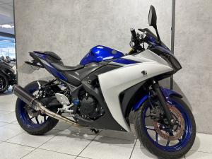 Watch video of Yamaha YZF-R3 YZF-R3 in Hull