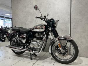 Watch video of Royal Enfield CLASSIC 350 CHROME CLASSIC 350 CHROME in Hull