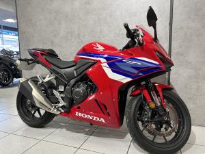 Watch video of Honda CBR CBR 500R in Hull