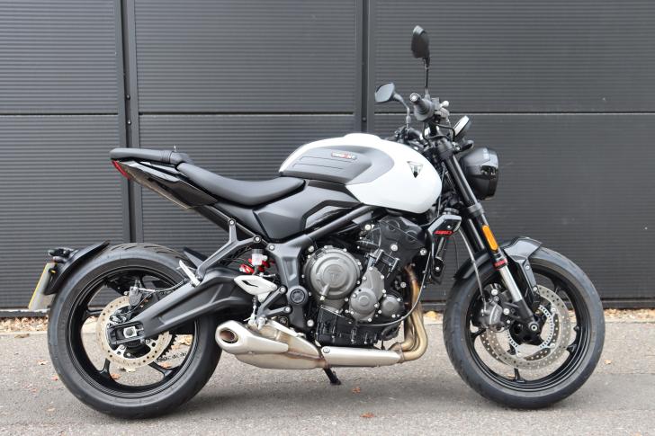 Triumph TRIDENT 660