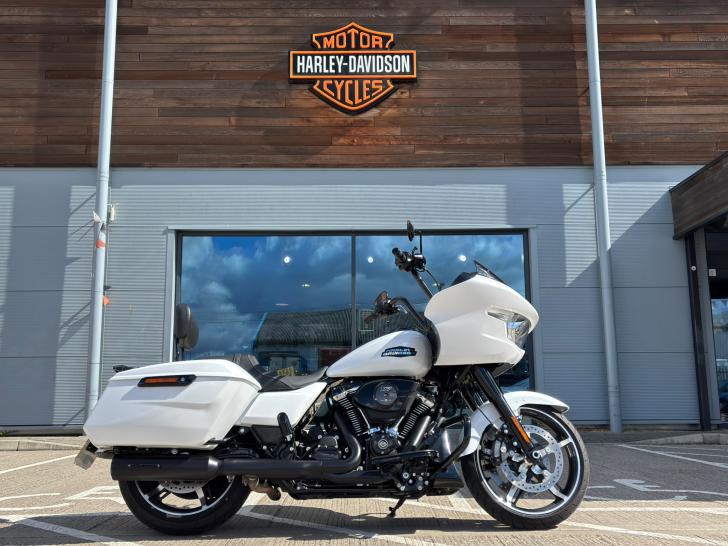 Harley-Davidson TOURING FLTRX ROAD GLIDE