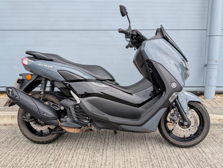 YAMAHA NMAX 125