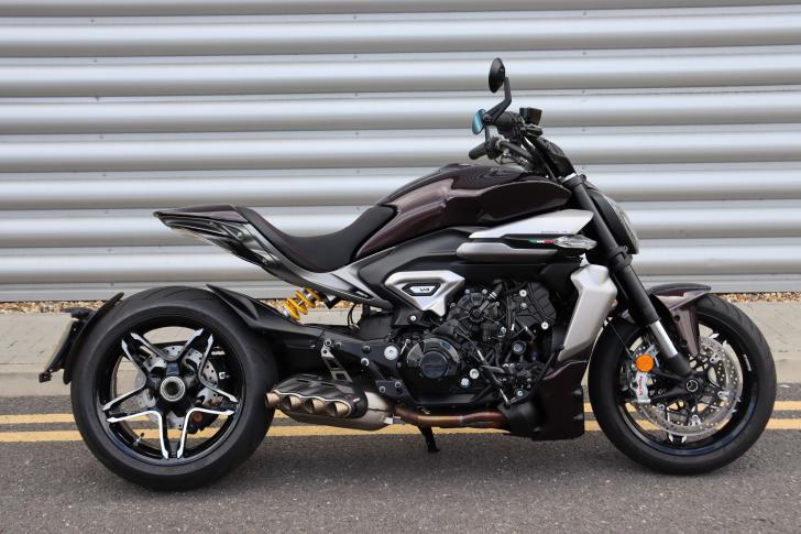 Ducati XDIAVEL V4