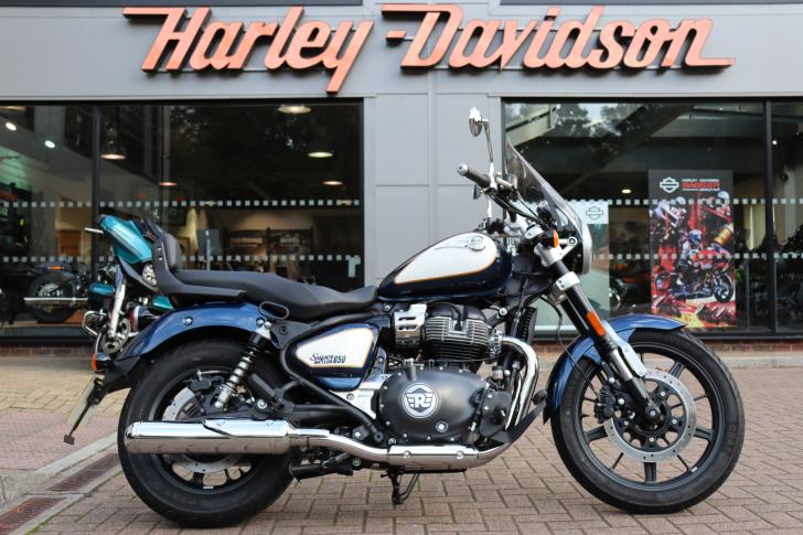 Royal Enfield SUPER METEOR 650