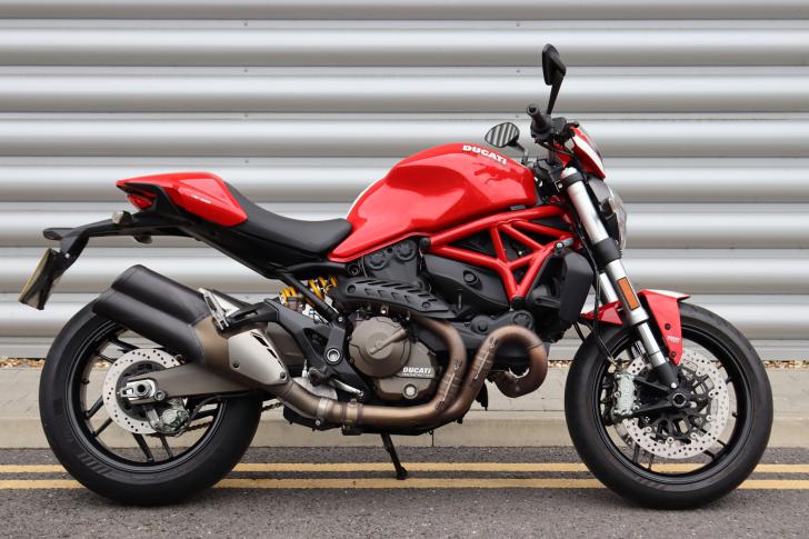 Ducati MONSTER 821 STRIPE