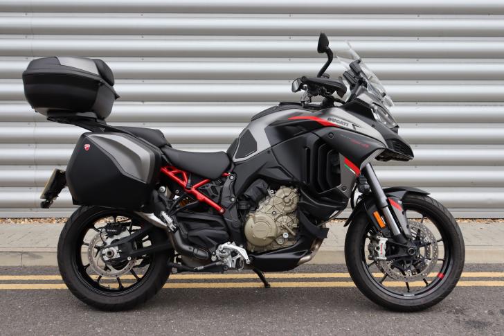 Ducati MULTISTRADA V4 S GRAND TOUR