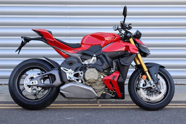 Ducati STREETFIGHTER V4 S