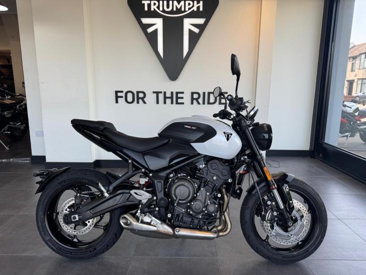 Triumph TRIDENT 660