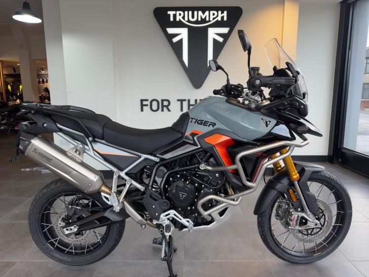 Triumph TIGER 900 DESERT EDITION