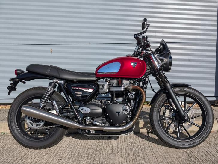 Triumph SPEED TWIN 900