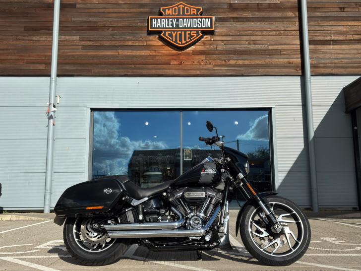 Harley-Davidson SOFTAIL FLSB SPORT GLIDE