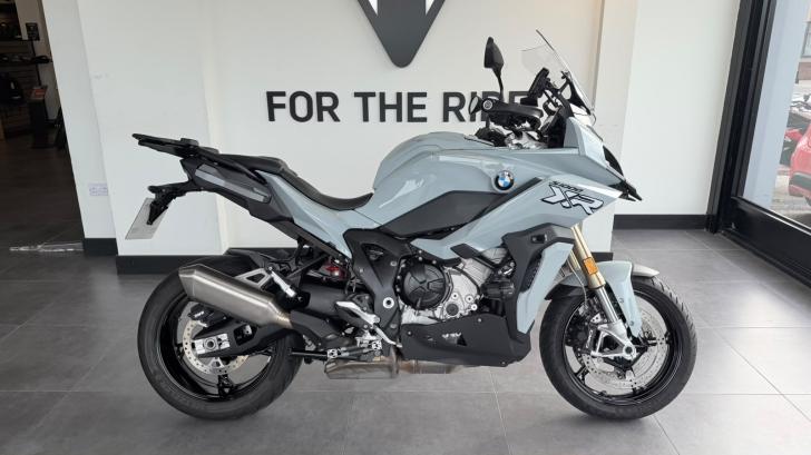 BMW S1000XR