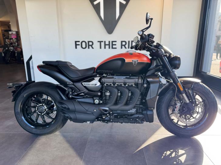 Triumph ROCKET 3 STORM R