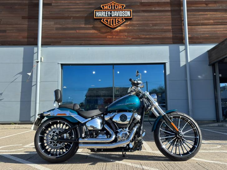 Harley-Davidson SOFTAIL BREAKOUT 117