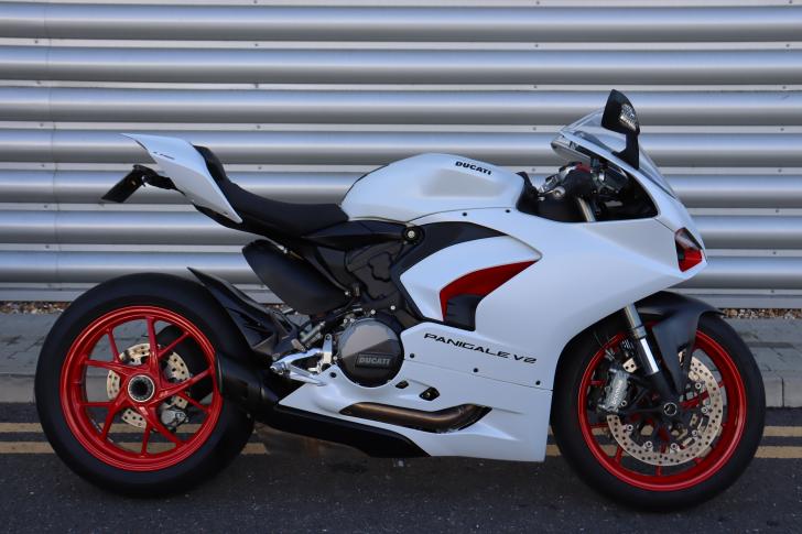 Ducati PANIGALE V2