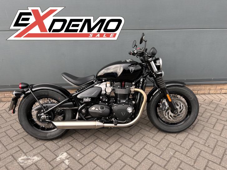 TRIUMPH BONNEVILLE BOBBER