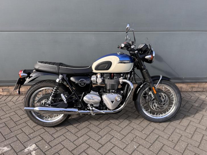 TRIUMPH BONNEVILLE T120