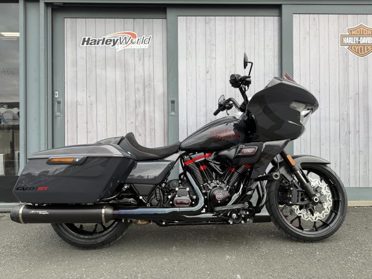 Harley-Davidson CVO FLTRXSE ROAD GLIDE