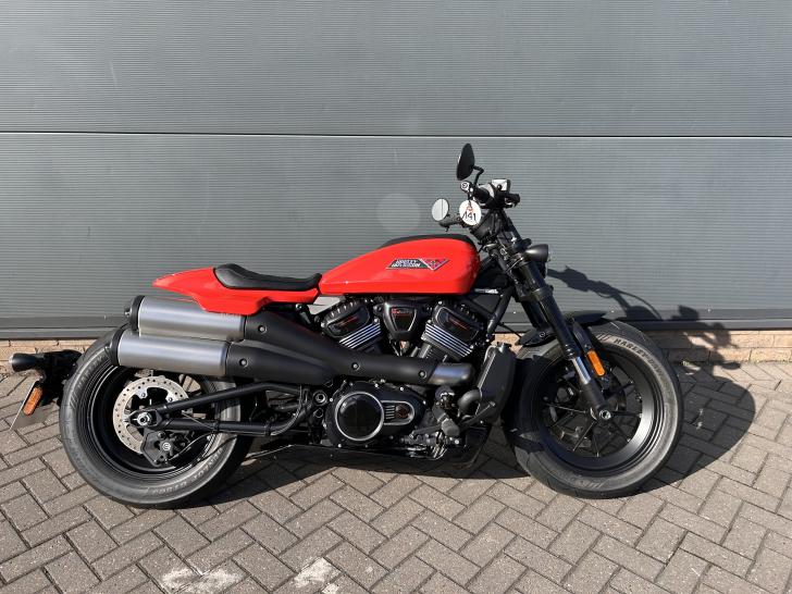 HARLEY-DAVIDSON SPORTSTER S